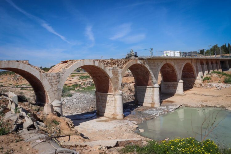 La alcaldesa de Torrent, Amparo Folgado, exige al Gobierno la suspensión inmediata de las reglas fiscales para los municipios afectados por la DANA