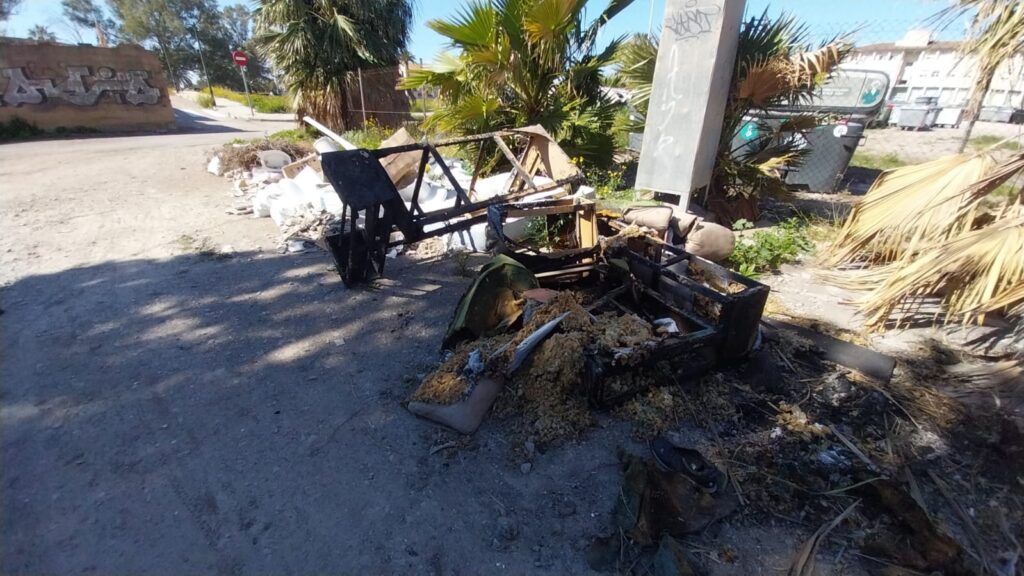 La Punta: imagen de degradación en una "Valencia verde y sostenible": abandono de los campos y de las infraestructuras