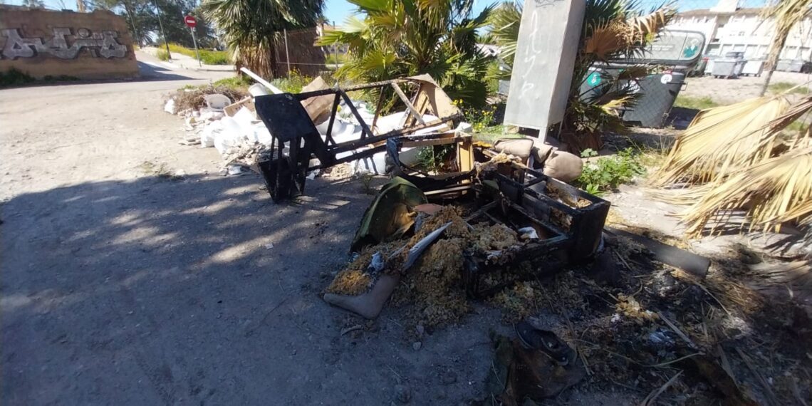 La Punta: imagen de degradación en una "Valencia verde y sostenible": abandono de los campos y de las infraestructuras 1 La Punta: imagen de degradación en una "Valencia verde y sostenible": abandono de los campos y de las infraestructuras