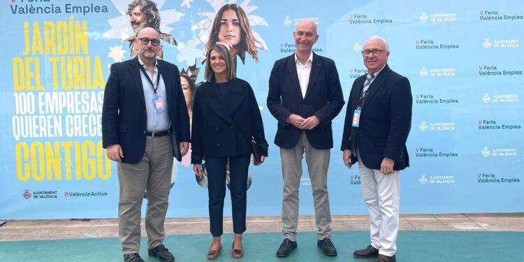 102 empresas ofrecen más de 6.000 ofertas de trabajo en la V Feria del Empleo de Valéncia Activa