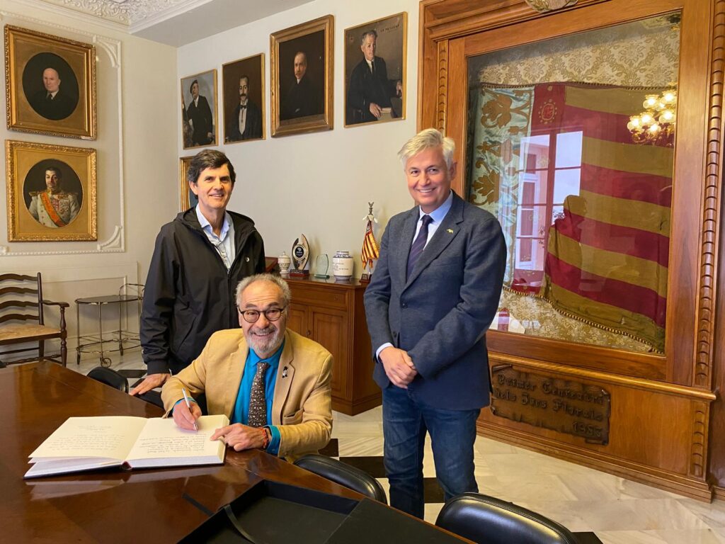 WhatsApp Image 2025 04 11 at 08.17.04