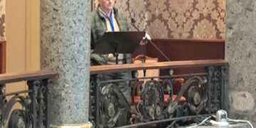 Los vecinos de PenyaRoja denuncian que no quieren seguir esperando otros 30 años a soterrar las vias