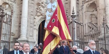 La processó de Sant Jordi recorre el cor del Cap i Casal