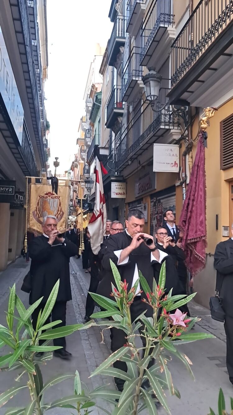 La processó de Sant Jordi recorre el cor del Cap i Casal