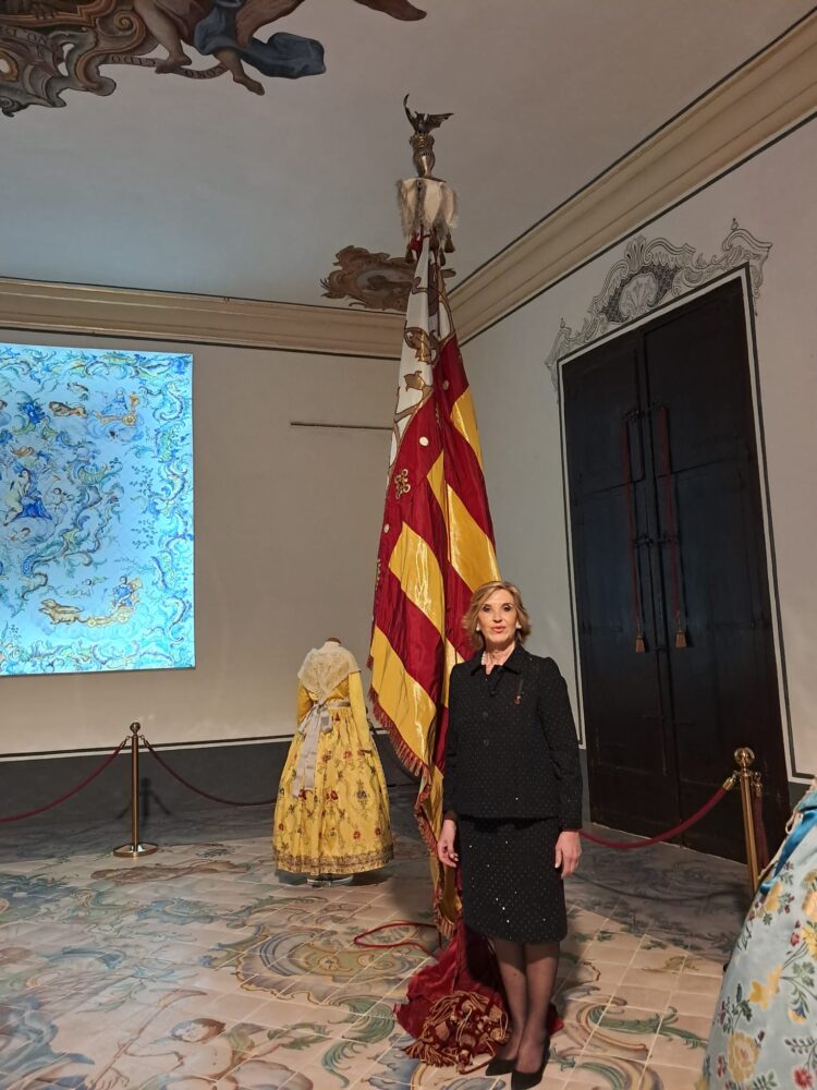 La processó de Sant Jordi recorre el cor del Cap i Casal