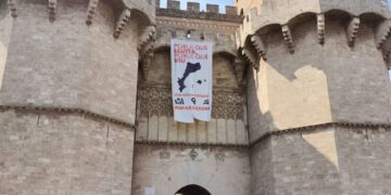 Lo Rat Penat denuncia l’exhibició d’una pancarta a favor dels “Països Catalans” en les Torres dels Serrans