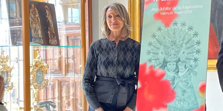 Mónica Gil y Vox Valencia anuncian el cartel de la "Mare de Deu dels DesEmparats" 1 Mónica Gil y Vox Valencia anuncian el cartel de la «Mare de Deu dels DesEmparats»