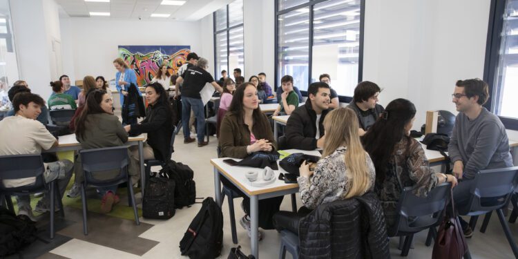 La Cátedra INCREA de la UJI organiza un Hackathon para proporcionar soluciones a los retos provocados por la #DANA