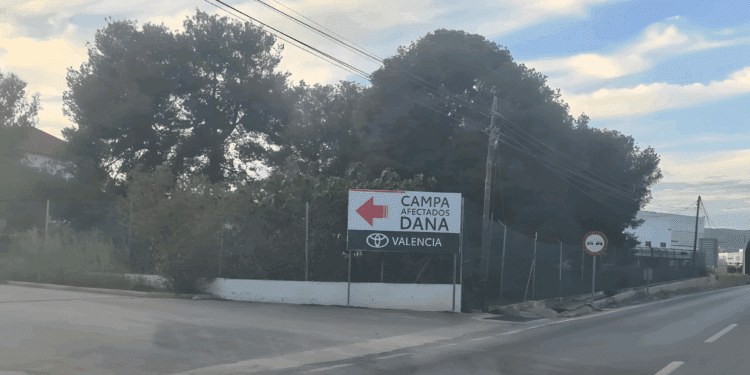 Valencia concluye la retirada de más de 3.500 vehículos dañados por la DANA 1 Valencia concluye la retirada de más de 3.500 vehículos dañados por la DANA