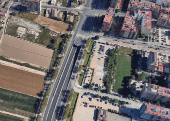 Un incendio de una barredora corta el túnel de Hermanos Machado