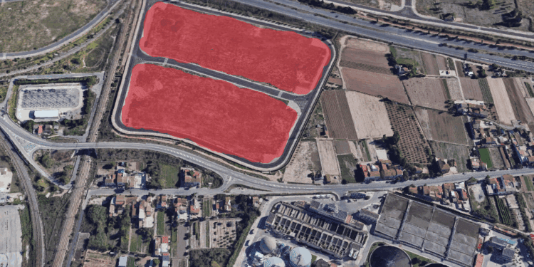 La propuesta de Sánchez para la ZAL del Puerto de Valencia indigna a Podemos, calla a Compromís y coge a pie cambiado a Catalá