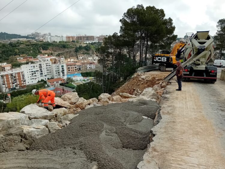 La Diputació de Valéncia abre al tráfico el puente de la Jarra en Buñol