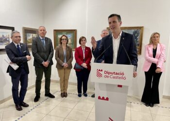 La Diputación de Castellón abre las puertas de la exposición 'Mirant a Lledó'