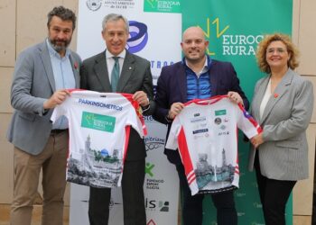 600 kilómetros por una causa: Elche impulsa el Reto PARKINSOMETROS con apoyo de Eurocaja Rural