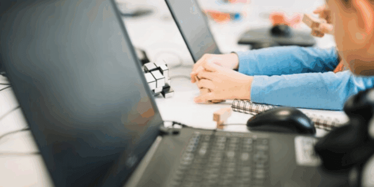 Todos los centros educativos públicos de la Comunitat ya cuentan con Redes WIFI 1 Todos los centros educativos públicos de la Comunitat ya cuentan con Redes WIFI