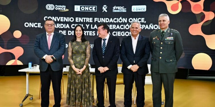 La Guardia Civil y entidades sociales firman un protocolo por la inclusión de personas con discapacidad visual