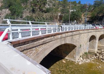 La Diputació de Valéncia abre al tráfico el puente de la Jarra en Buñol