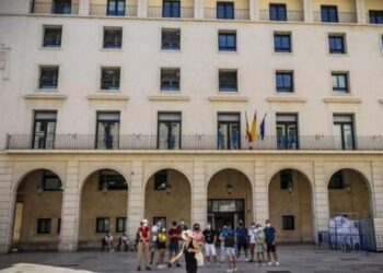 Once años de prisión para un mendigo que mató a otro a golpes con una piedra dentro de un calcetín en Alicante