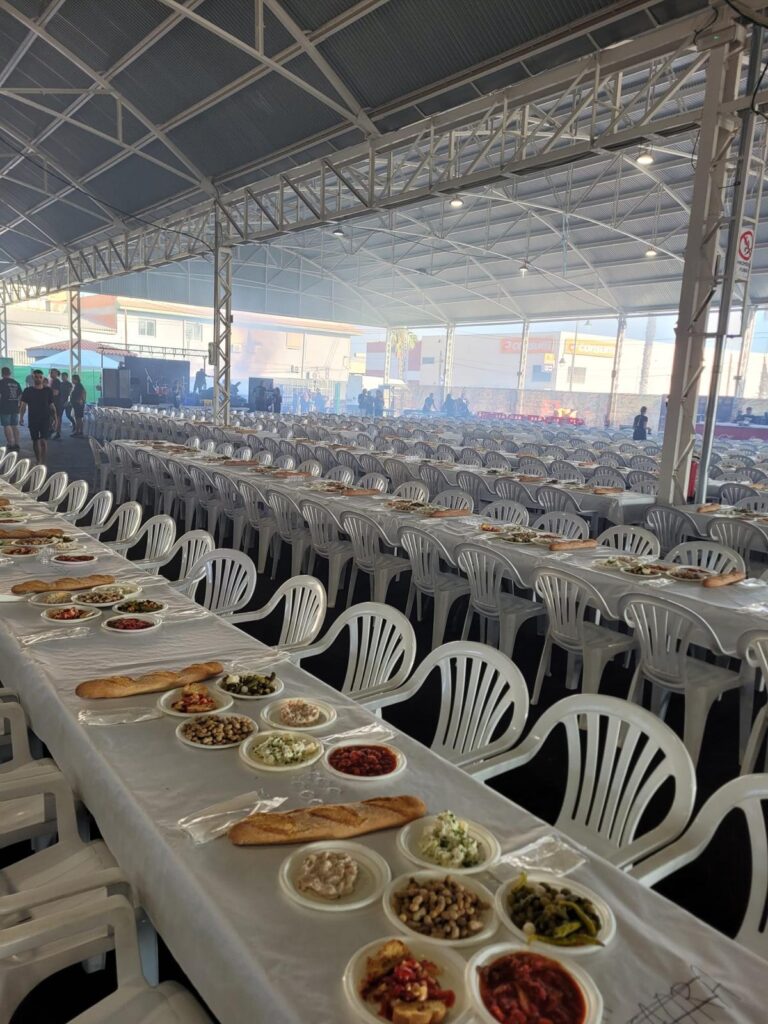Xeraco celebra el 1 de mayo con el almuerzo más grande de la historia valenciana 5 mayor almuerzo de la Comunitat Valenciana 3