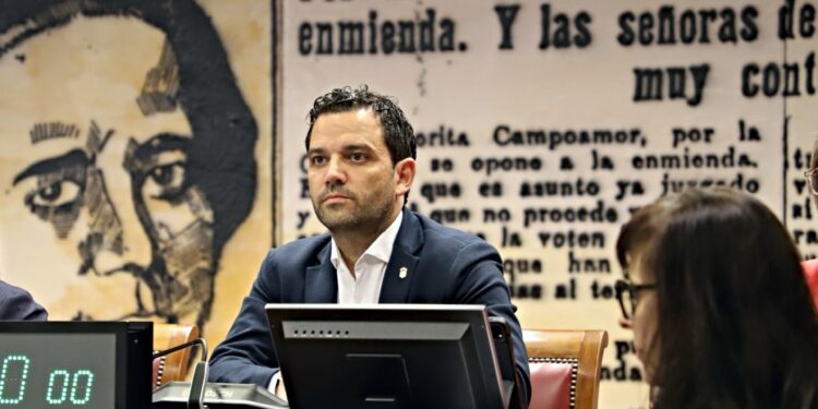 El alcalde de Paterna Juan Antonio Sagredo nuevo Secretario de la Comisión de Industria y Turismo del Senado 1 El alcalde de Paterna Juan Antonio Sagredo nuevo Secretario de la Comisión de Industria y Turismo del Senado