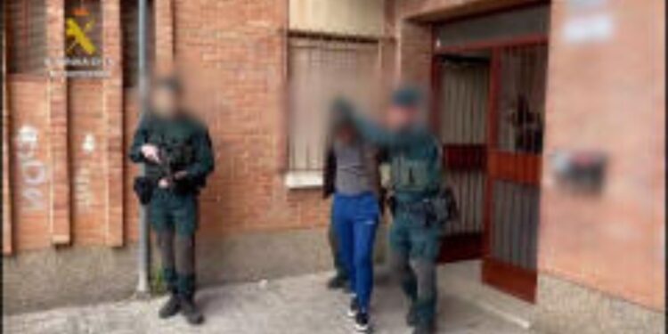 A prisión un individuo por presunta vinculación con el terrorismo yihadista