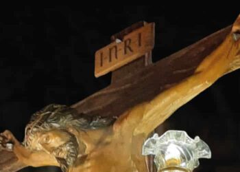 Solemne Via Crucis por Ciutat Vella, este viernes, presidido por el Arzobispo Con la presencia del Santísimo Cristo de Nazaret y la Virgen de los Dolores de la parroquia de La Punta