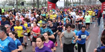 La VI Volta a Peu per la Discapacitat reúne a 3.800 corredores en Valéncia