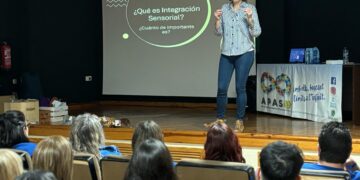 APASU Sueca ofrece una charla sobre integración sensorial