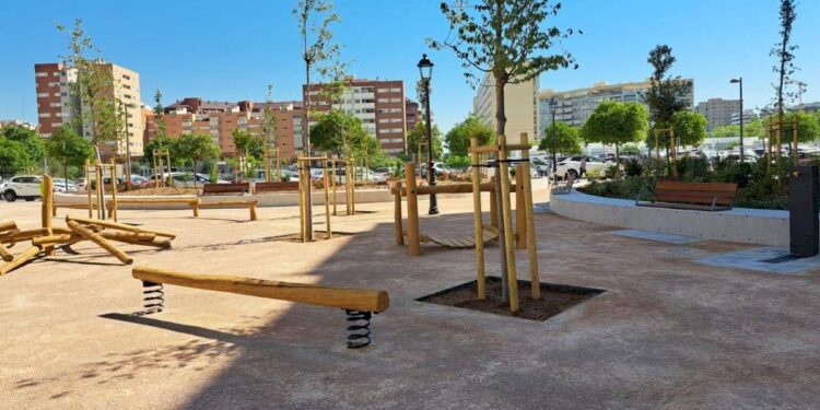 Valencia inaugura el jardín Peñíscola-Portaceli en Orriols: un nuevo pulmón verde para el barrio 1 Valencia inaugura el jardín Peñíscola-Portaceli en Orriols: un nuevo pulmón verde para el barrio