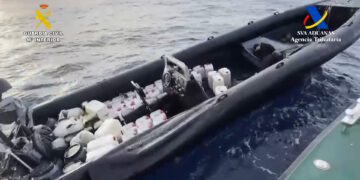 Intervenidas 6 embarcaciones dedicadas al narcotráfico en el mar de Alborán y detenidas 4 personas por drogas y contrabando