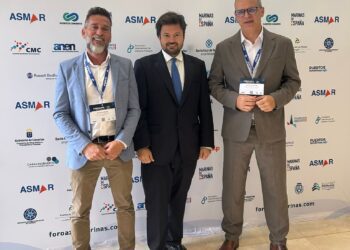 La Generalitat presenta la gestión portuaria y la futura Ley de Costas en el primer Foro Azul sobre marinas de comunidades autónomas 1 La Generalitat presenta la gestión portuaria y la futura Ley de Costas en el primer Foro Azul sobre marinas de comunidades autónomas