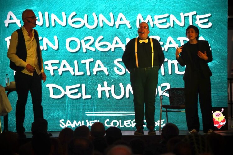 Más de 600 asistentes celebran en Torrent la diversidad, en el show de Josete y Edu Luky, en una noche mágica e inolvidable de humor, emoción e inclusión