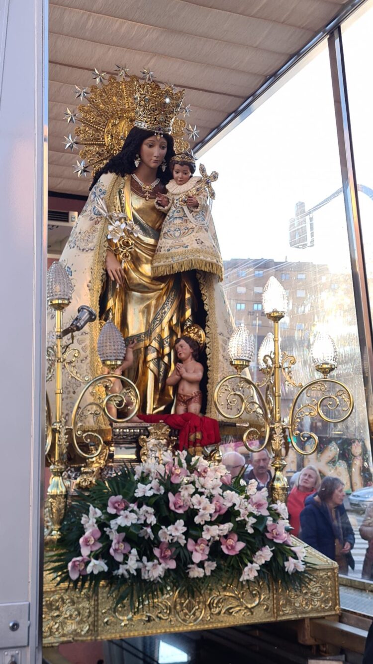 La Mare de Deu dels Desamparats parte de la propia historia del Pueblo Valenciano y del Cap i Casal