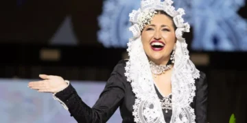 Adriana Vico Melgar de la Hoguera Diputación Renfe, nueva Bellea del Foc 2025