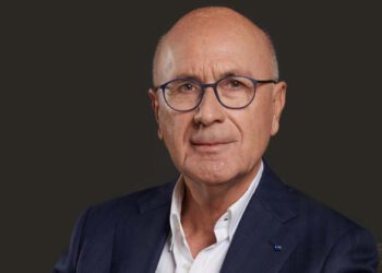 La patronal de supermercados se opone a la reducción de la jornada laboral: «Ignora la realidad del sector»