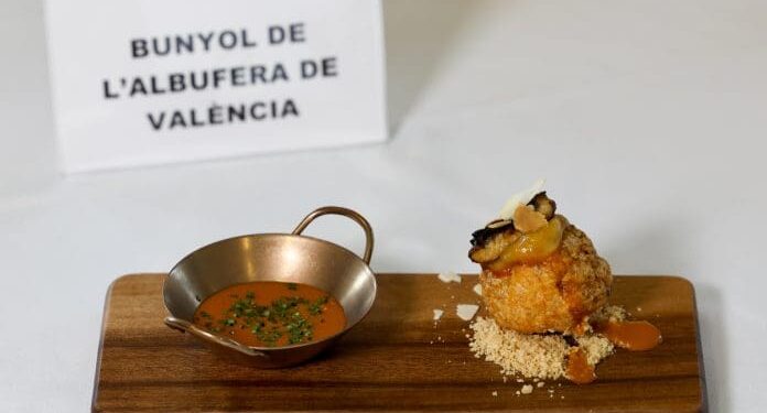 Pelayo Gastro Trinquet conquista la mejor tapa de la Comunitat con su 'Bunyol de l’Albufera' 1 Pelayo Gastro Trinquet conquista la mejor tapa de la Comunitat con su ‘Bunyol de l’Albufera’