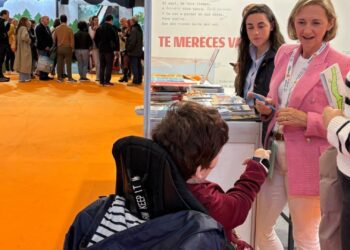 COCEMFE CV impulsa el turismo inclusivo en la CV, en las ferias Expovacaciones Bilbao y ARATUR Zaragoza