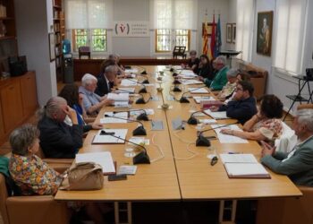 Los recortes presupuestarios de la acientífica y política AVL llegan al CVC y provocan un cisma
