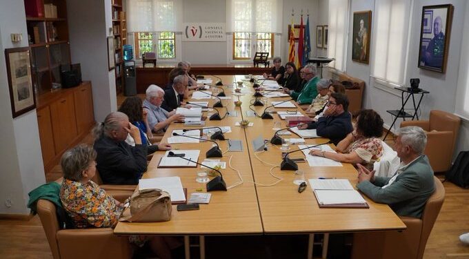 Los recortes presupuestarios de la acientífica y política AVL llegan al CVC y provocan un cisma