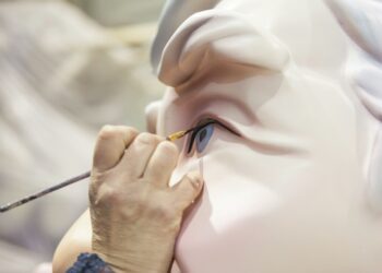 Firma de contratos para las próximas Fallas a contrareloj y sin Artistas Falleros