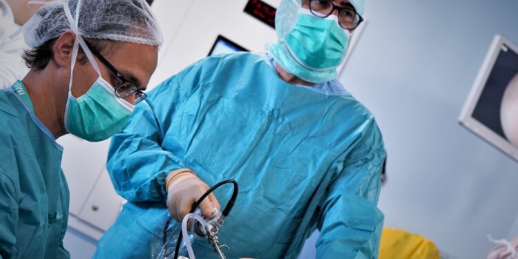 El hospital Ribera IMSKE, acreditado por la Asociación Española de Artroscopia como centro de formación 1 El hospital Ribera IMSKE, acreditado por la Asociación Española de Artroscopia como centro de formación