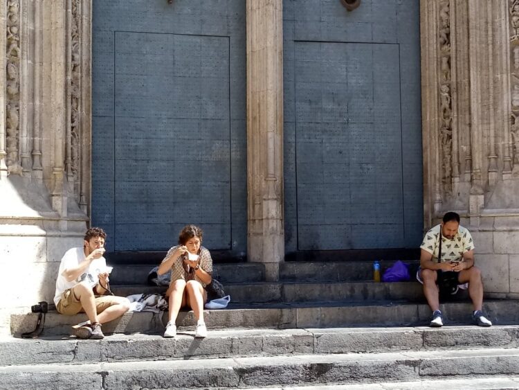 La Lonja de Valencia, de los bocadillos y de las tapitas