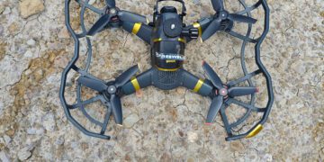 Denunciado por sobrevolar la Central Nuclear de Cofrentes con un dron