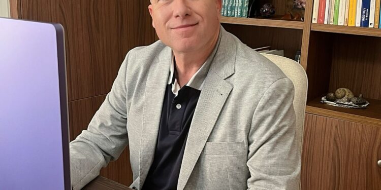 El Consell sustituye a Iván Esteve al frente de los informativos de À Punt por Josep Magraner 1 El Consell sustituye a Iván Esteve al frente de los informativos de À Punt por Josep Magraner