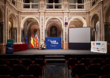 Éxito en la II Gala Premios Mujeres Tyrius por la Igualdad en Valencia