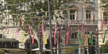 Valéncia celebra hoy el Día de la Madre con una mascletá en la Plaza del Ayuntamiento