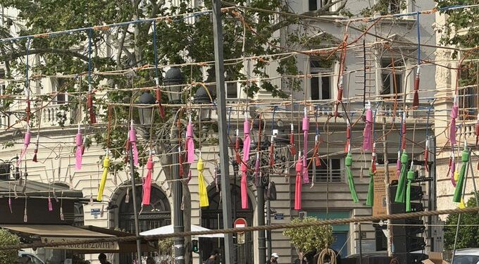 Valéncia celebra hoy el Día de la Madre con una mascletá en la Plaza del Ayuntamiento 1 Valéncia celebra hoy el Día de la Madre con una mascletá en la Plaza del Ayuntamiento