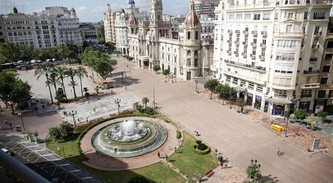 Adjudican la redacción del proyecto de reforma de la Plaza de l'Ajuntament 1 Adjudican la redacción del proyecto de reforma de la Plaza de l'Ajuntament