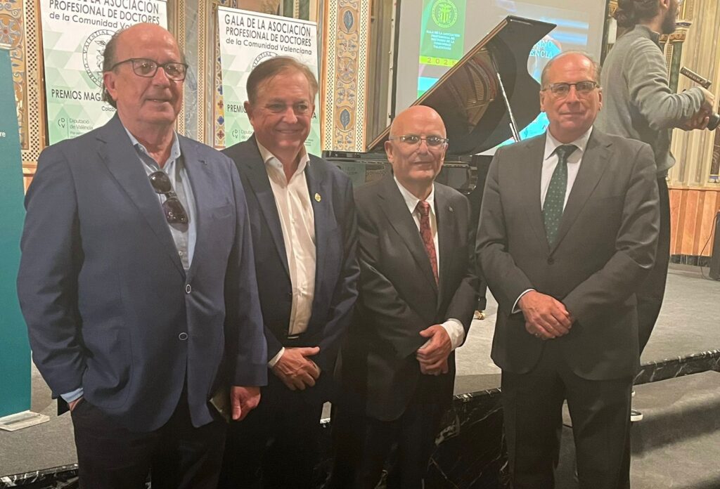 Valencia celebra la II Gala de los Doctores con un emotivo homenaje a la excelencia académica 4 I Gala de los Doctores con un emotivo homenaje a la excelencia academica 2