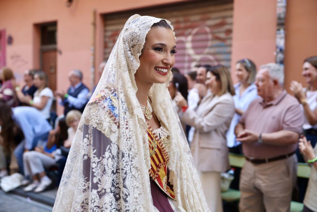 La Virgen procesionó a hombros por el Cap i Casal 6 IMG 2871
